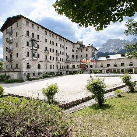 Th Borca Di Cadore - Park Hotel Des Dolomites Екстер'єр фото