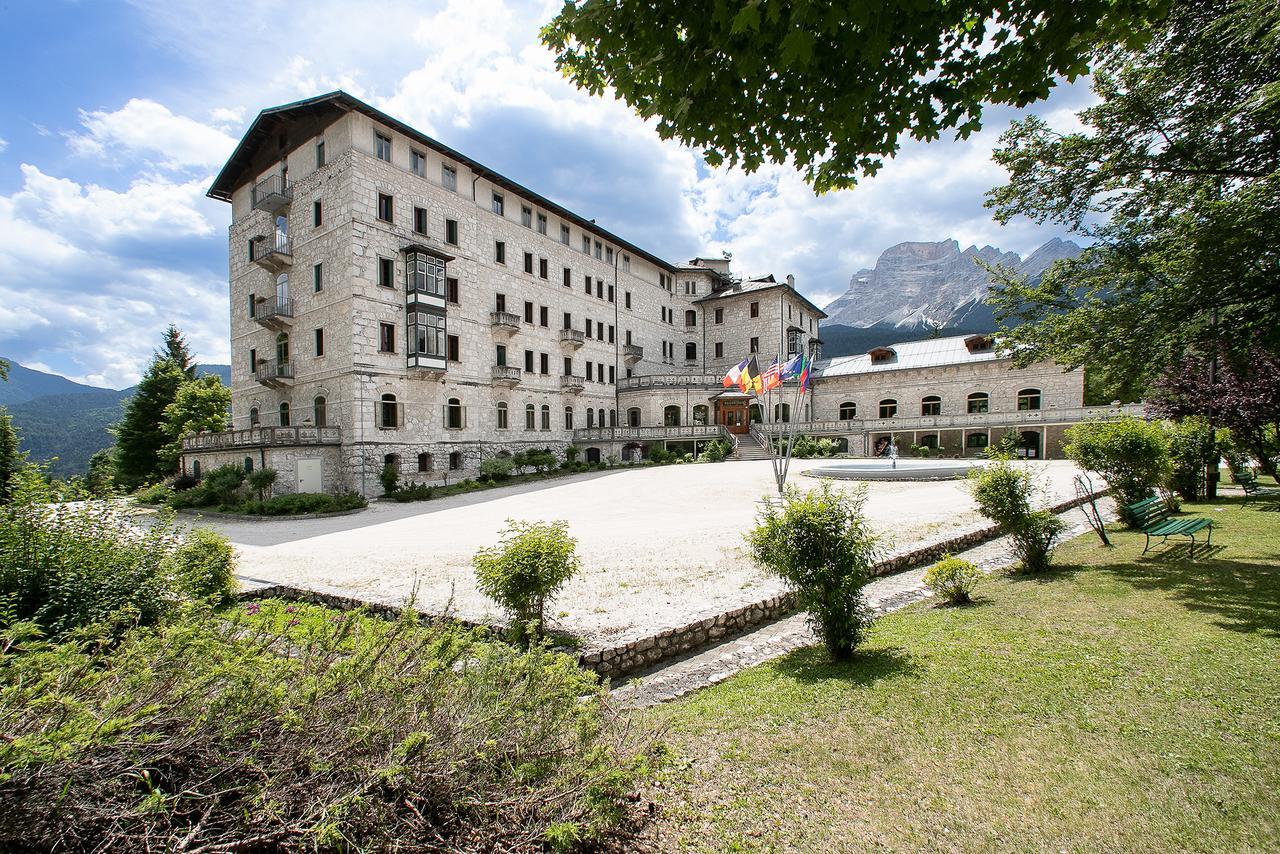 Th Borca Di Cadore - Park Hotel Des Dolomites Екстер'єр фото