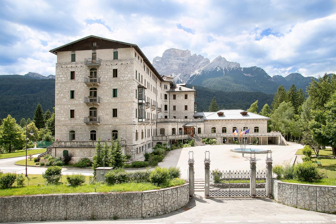 Th Borca Di Cadore - Park Hotel Des Dolomites Екстер'єр фото